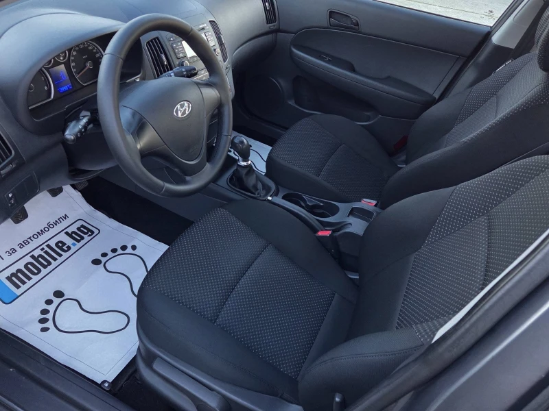 Hyundai I30 1.4БЕНЗИН/FACELIFT, снимка 9 - Автомобили и джипове - 52818117