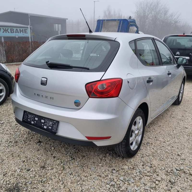 Seat Ibiza 1200 см3, снимка 4 - Автомобили и джипове - 52819491