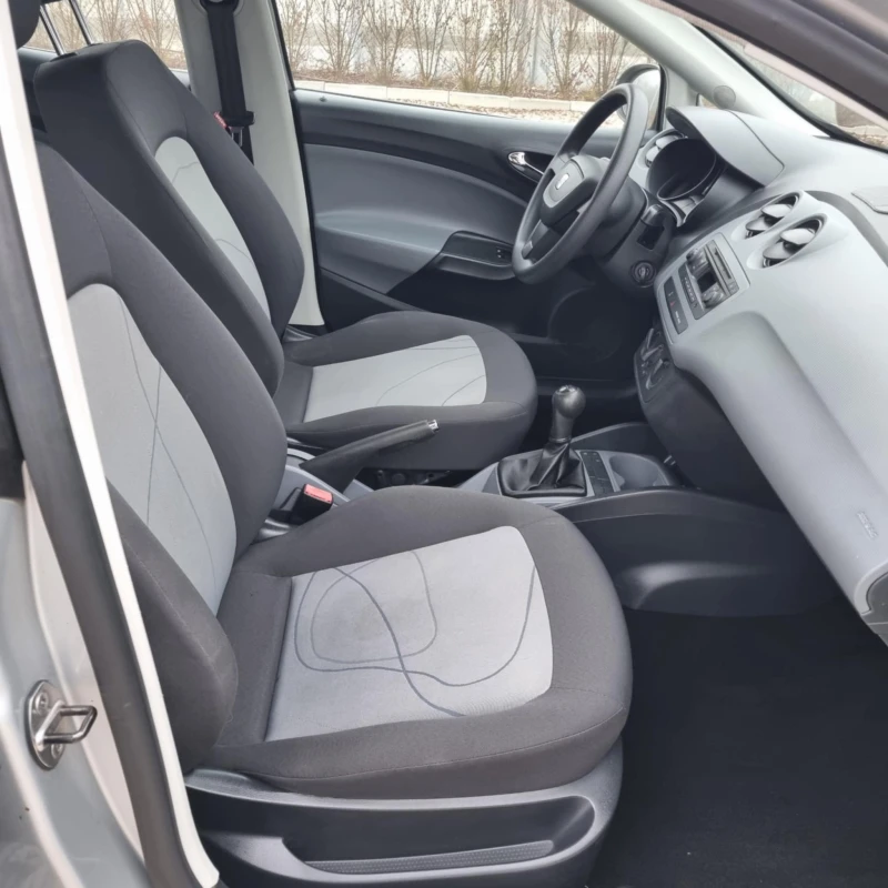 Seat Ibiza 1200 см3, снимка 7 - Автомобили и джипове - 52819491