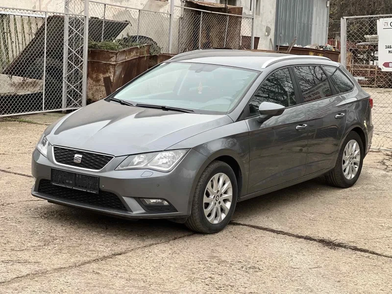 Seat Leon 1.6 TDI ST, снимка 2 - Автомобили и джипове - 52825160
