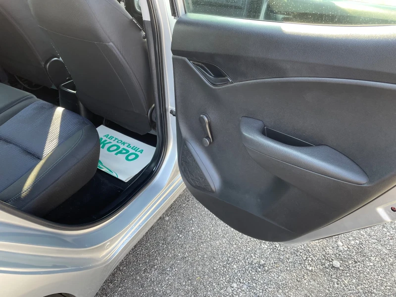 Hyundai Ix20 1.4 BENZIN, ТОП, снимка 10 - Автомобили и джипове - 52847429