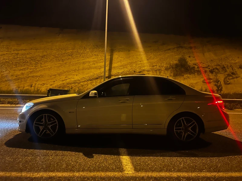 Mercedes-Benz C 250 4MATIC AMG, снимка 5 - Автомобили и джипове - 53238826