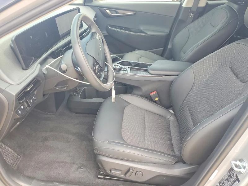 Kia EV6 Light Long Range, снимка 7 - Автомобили и джипове - 56084188