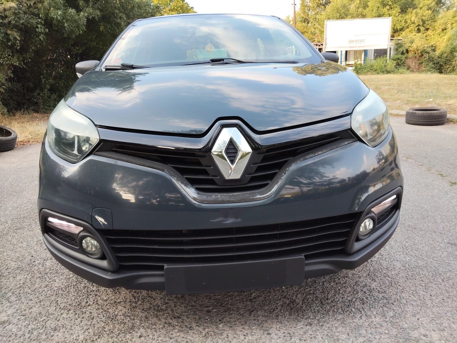 Renault Captur 1, 5dci  EURO 5B, снимка 3 - Автомобили и джипове - 36231924