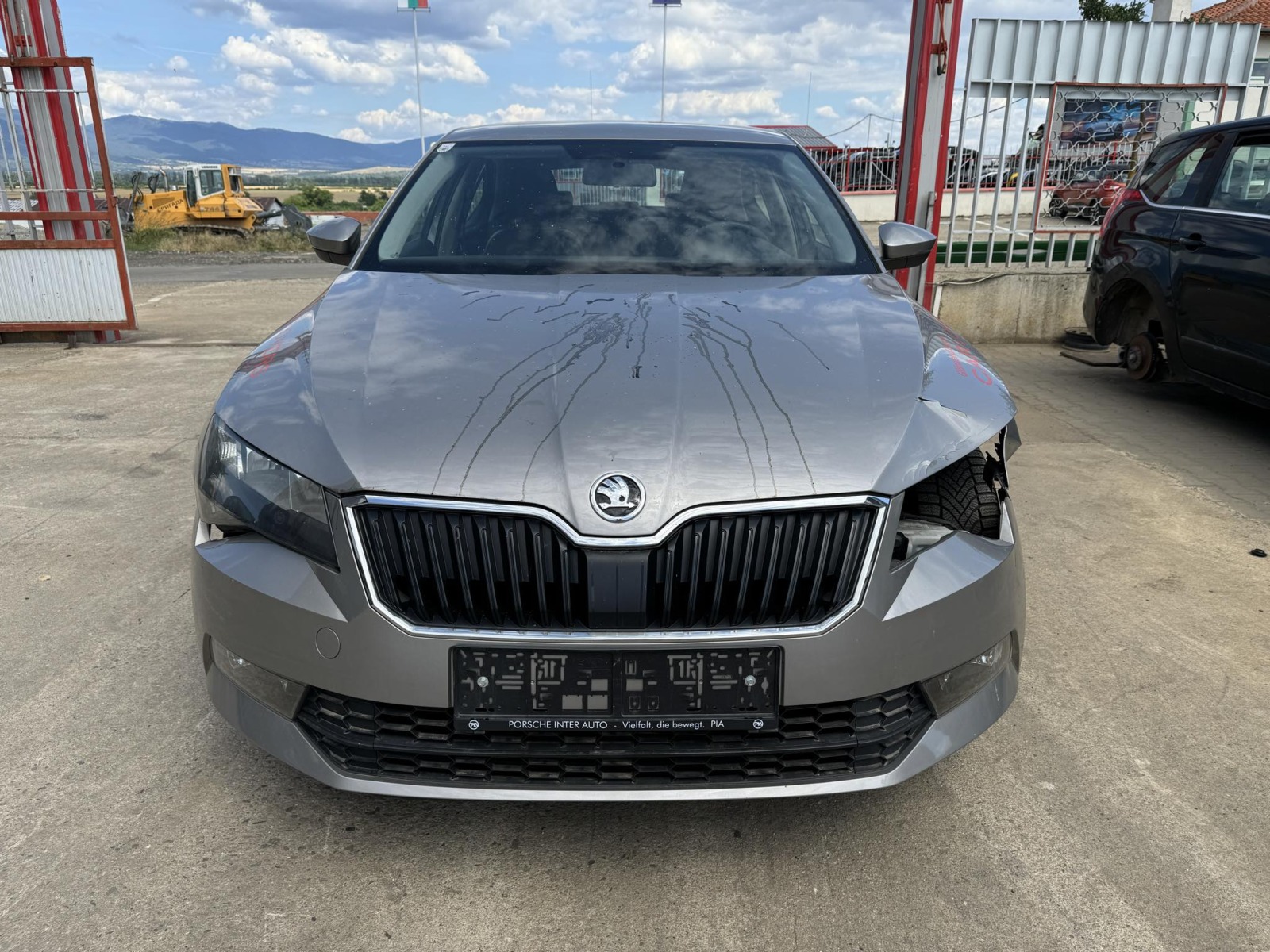 Skoda Superb 1.6 - изображение 6