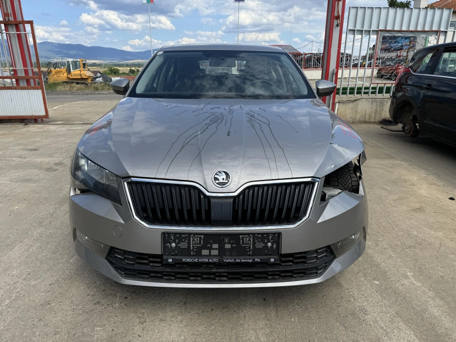 Skoda Superb 1.6 - изображение 6