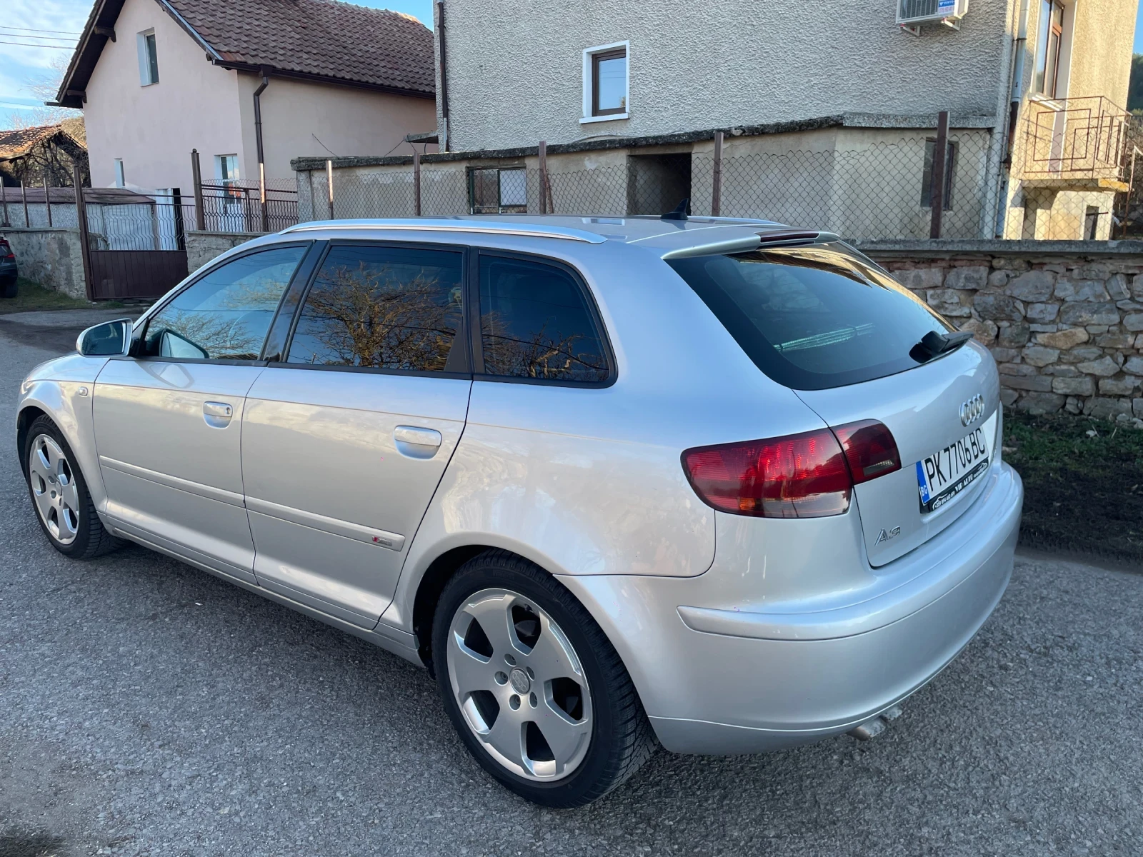 Audi A3 2.0 TDI BMM S-Line - изображение 6