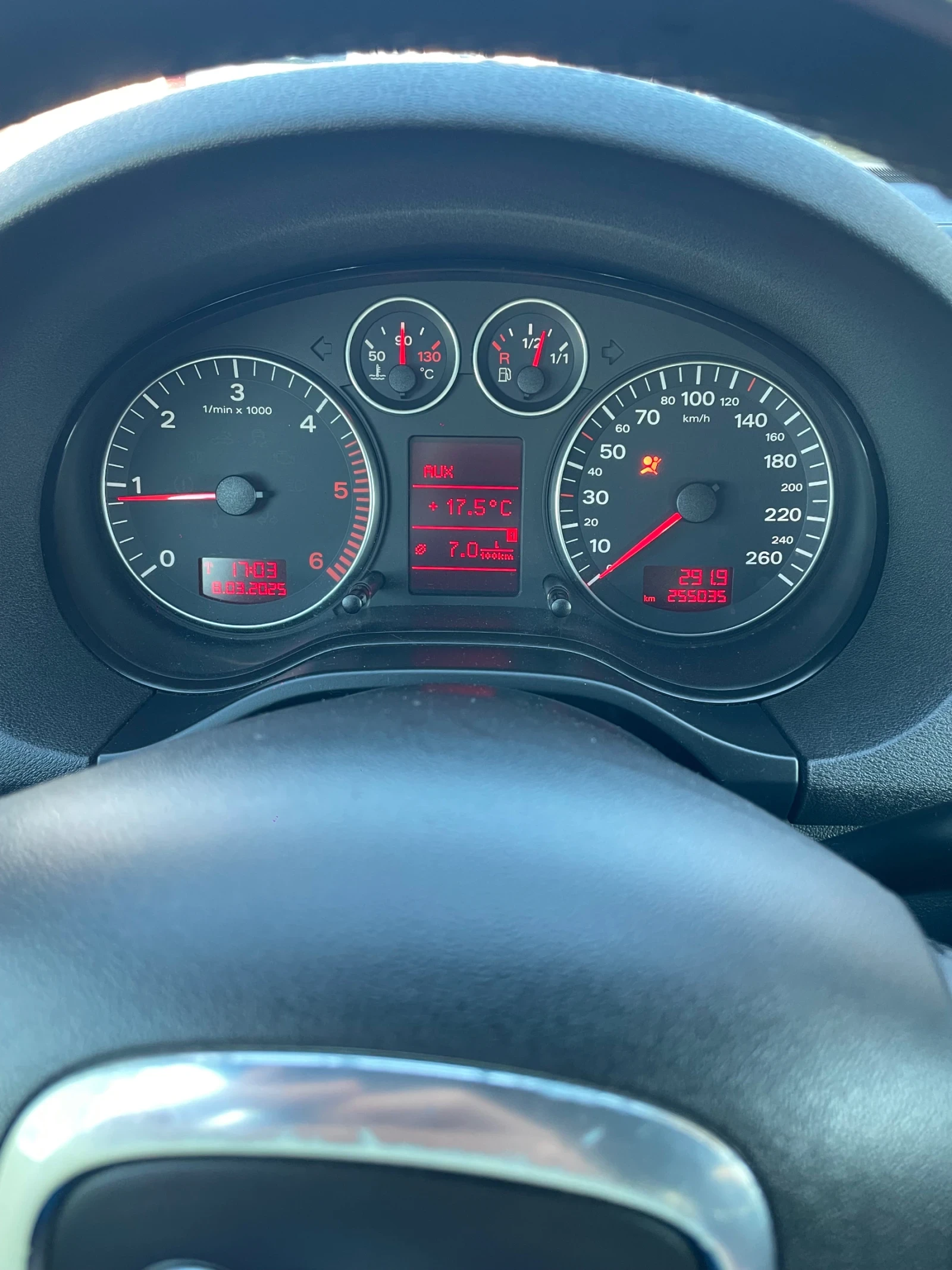 Audi A3 2.0 TDI BMM S-Line - изображение 7