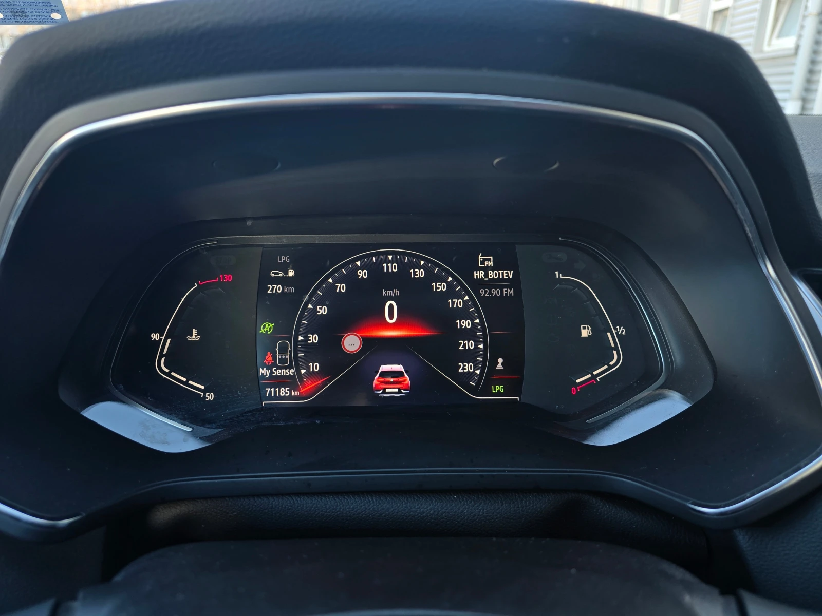 Renault Captur 1.0 Tce LPG - изображение 10