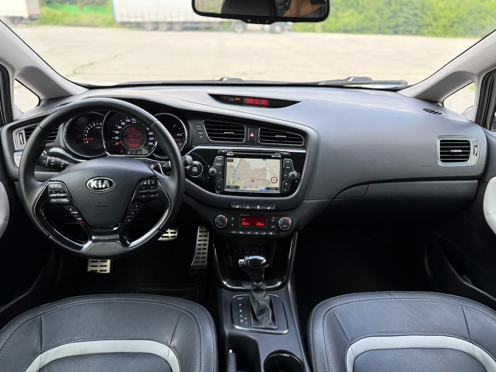 Kia Ceed 1.6i AUTOMATIC - изображение 8