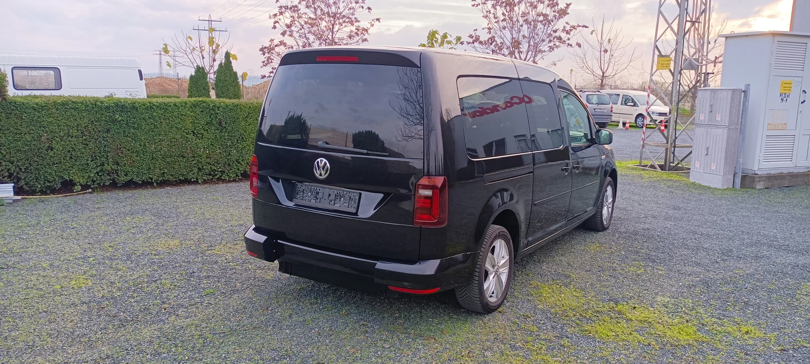 VW Caddy 2.0TDI DSG 7местен - изображение 5