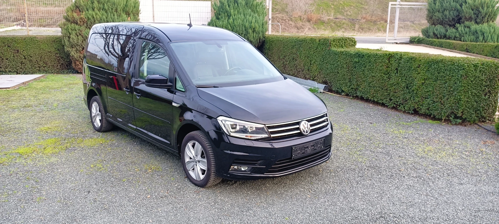 VW Caddy 2.0TDI DSG 7местен - изображение 7