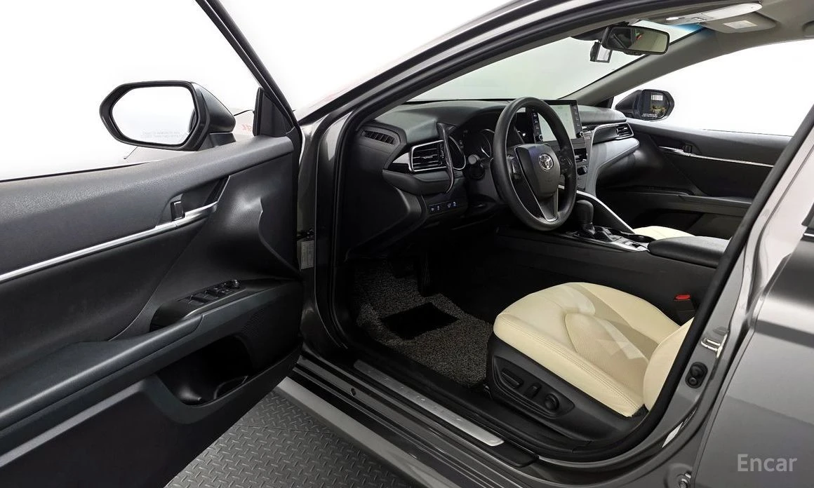 Toyota Camry  - изображение 10