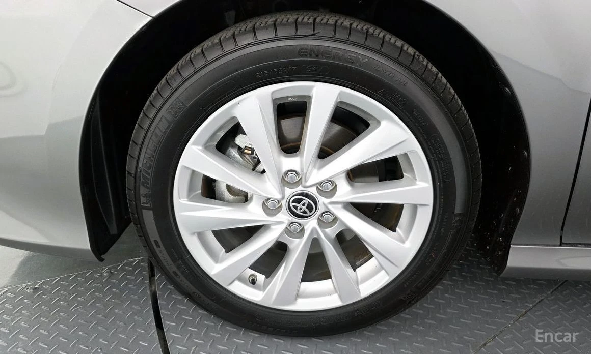 Toyota Camry  - изображение 5