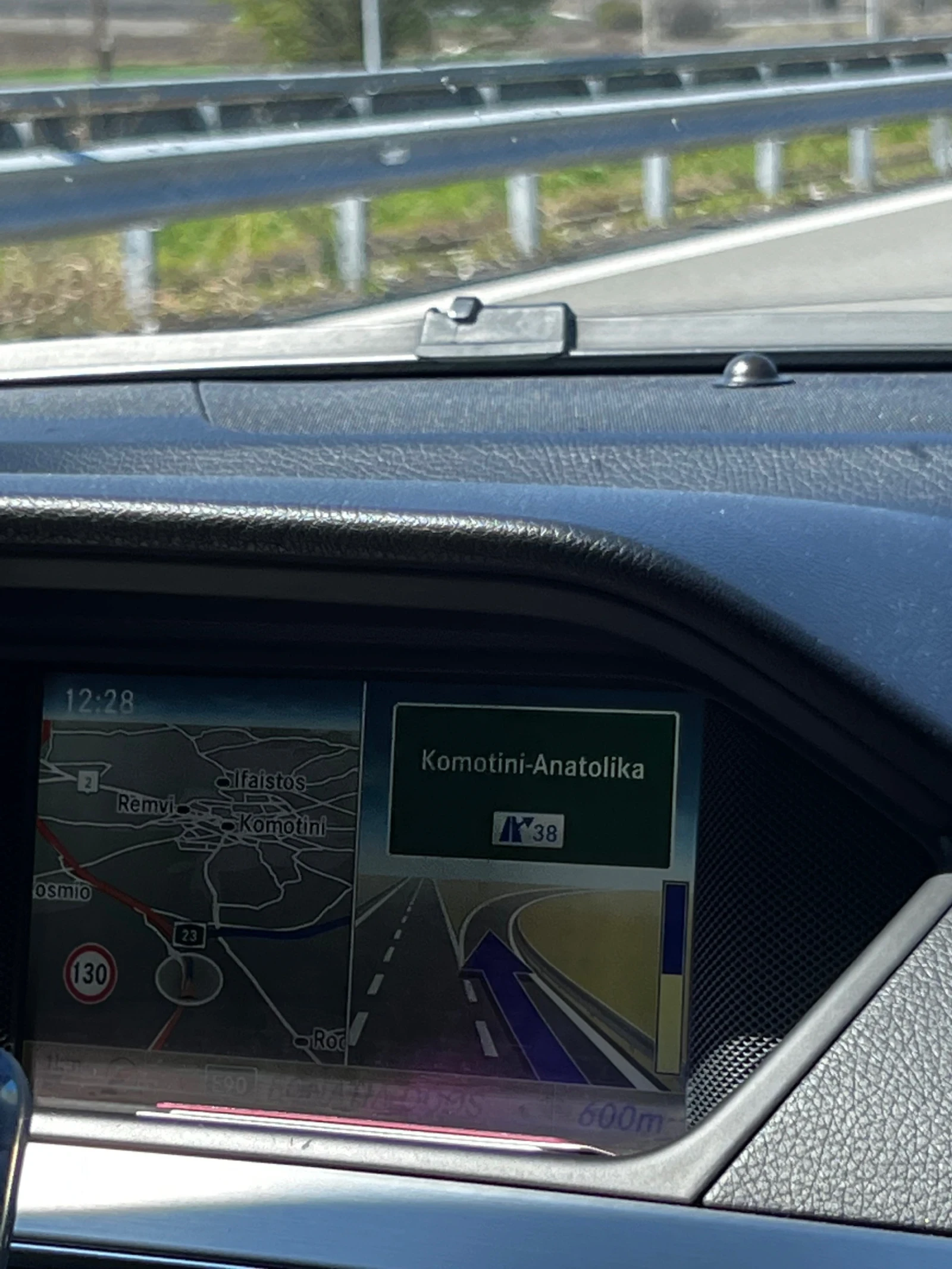 Mercedes-Benz C 250 4MATIC AMG - изображение 8