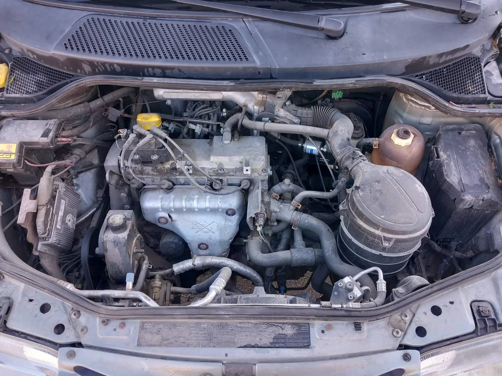 Renault Scenic 1.6 ��� | Mobile.bg � ����������� 11