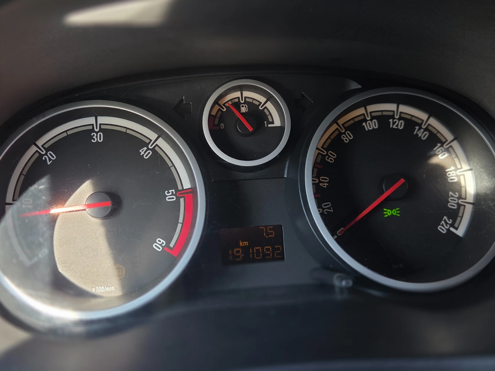 Opel Corsa 1.3CDTI COSMO ОТЛИЧНА - изображение 6