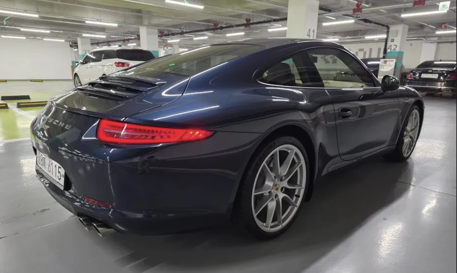 Porsche 911 CARRERA, снимка 2 - Автомобили и джипове - 54088400