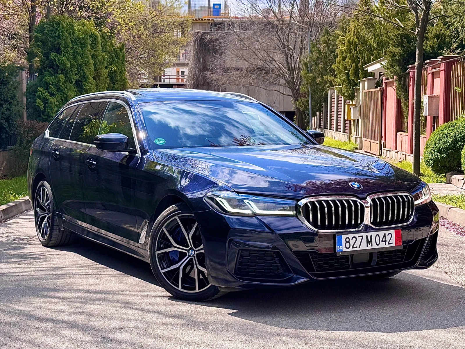 BMW 530 Xdrive* PANORAMA* Keyless* HEAD UP* 