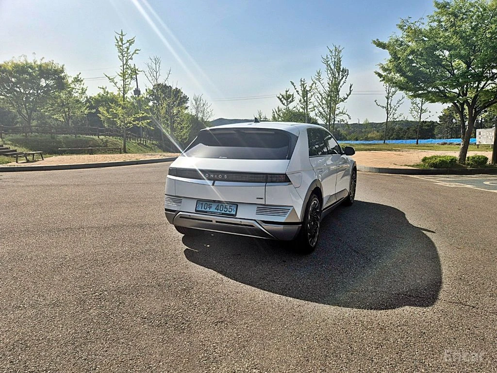 Hyundai Ioniq 5 LONG RANGE* 4X4* PRESTIGE* 2TONE* BOSE* HEAD-UP, снимка 4 - Автомобили и джипове - 54378948