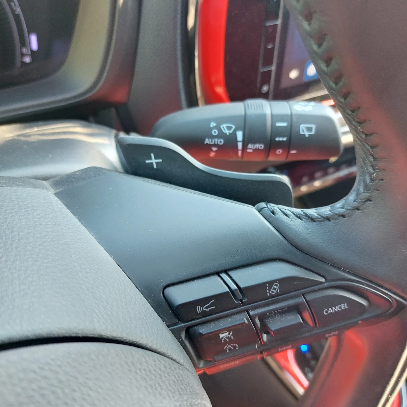 Toyota Aygo Jon Takhashi, снимка 14 - Автомобили и джипове - 54674894