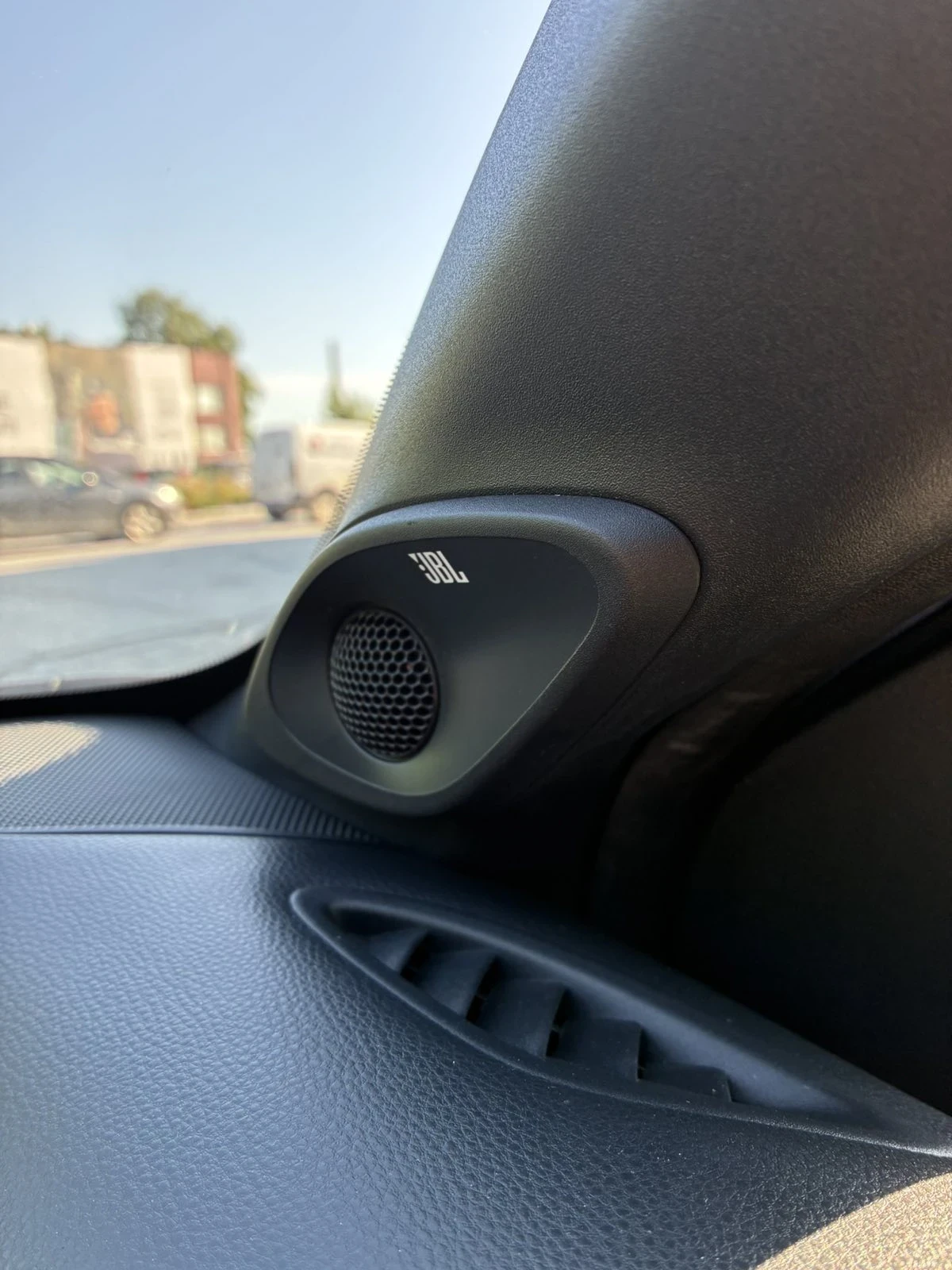 Toyota Aygo Jon Takhashi, снимка 11 - Автомобили и джипове - 54674894
