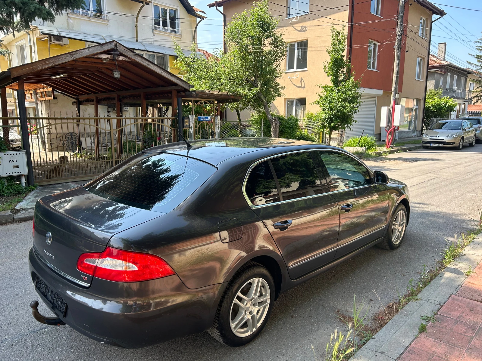 Skoda Superb 2, 0TDI DSG 170K, снимка 4 - Автомобили и джипове - 54811328