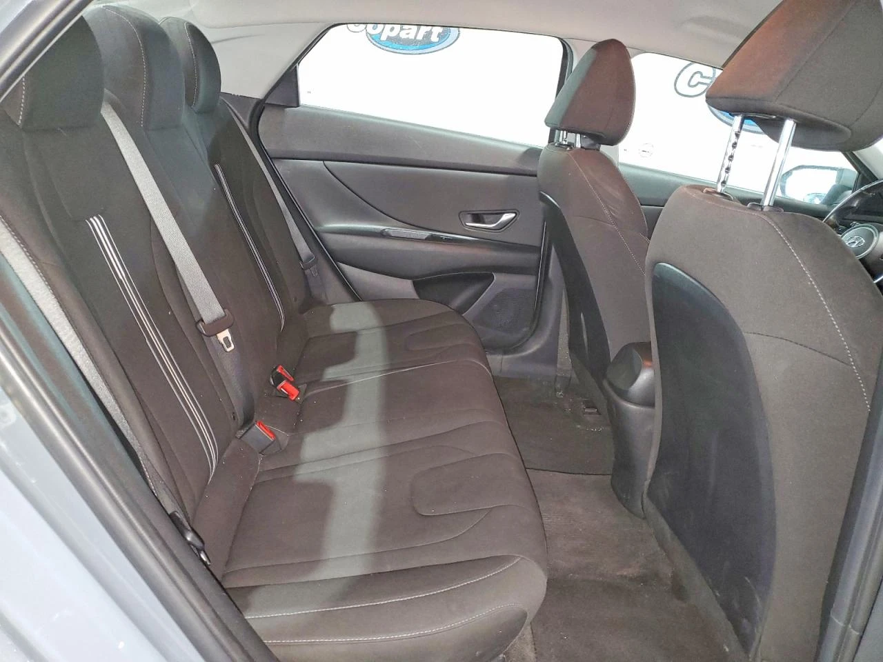 Hyundai Elantra 2.0l Sel, снимка 10 - Автомобили и джипове - 55095157