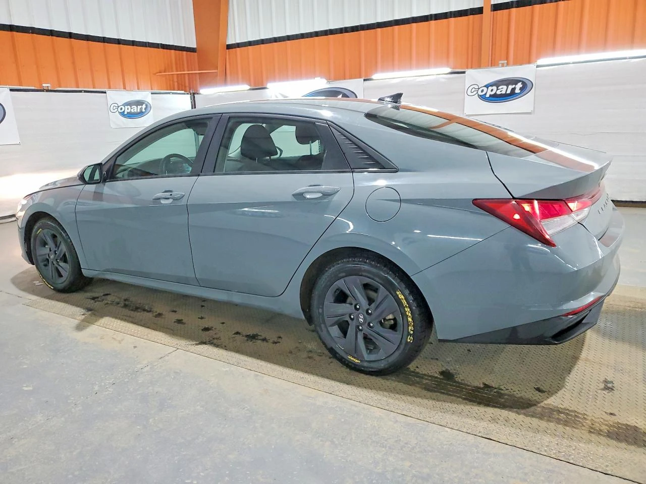 Hyundai Elantra 2.0l Sel, снимка 2 - Автомобили и джипове - 55095157