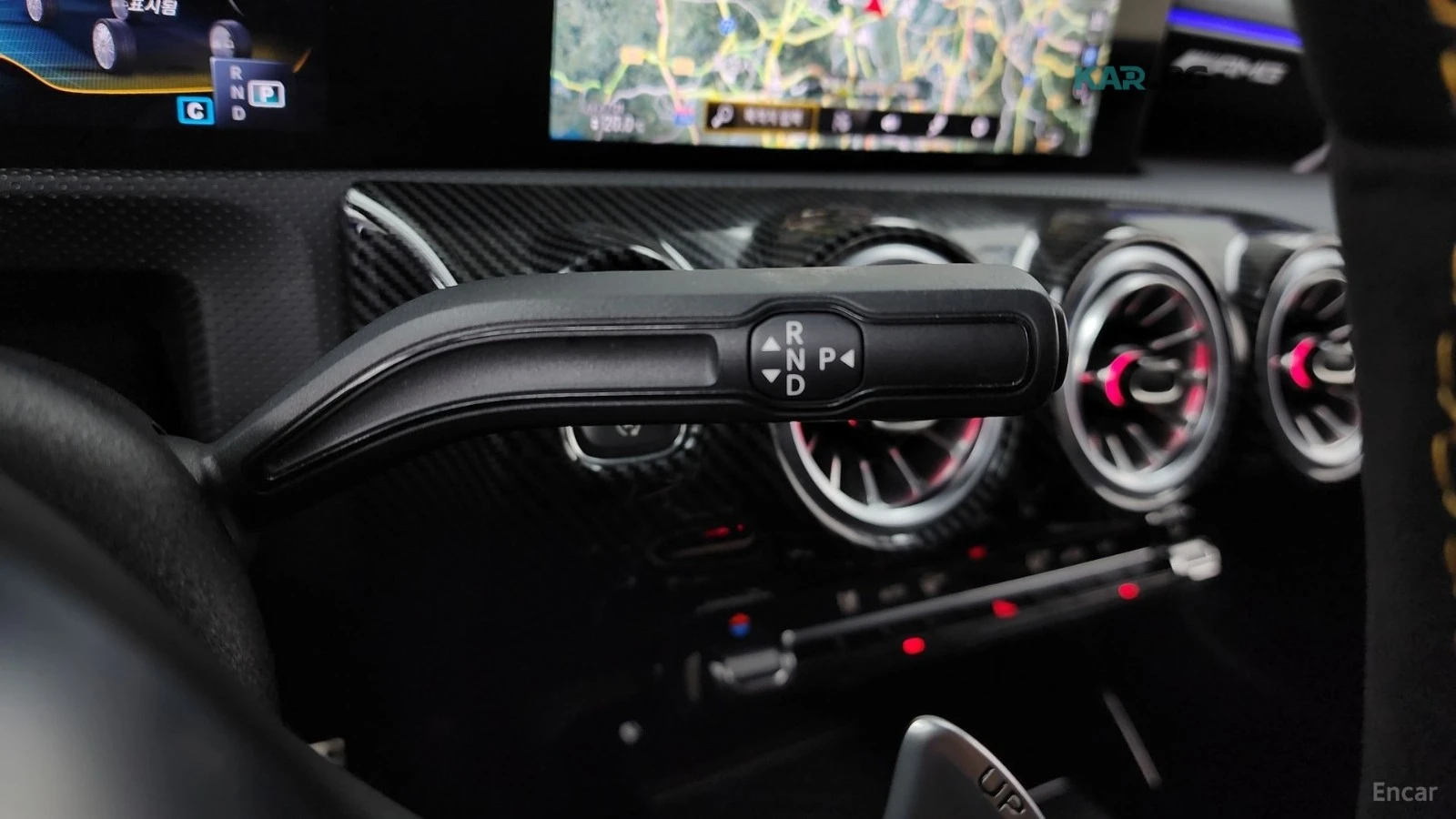 Mercedes-Benz CLA 45 AMG S* 4MATIC* КАМЕРА* HEADUP* ПОДГРЕВ* , снимка 13 - Автомобили и джипове - 55220605