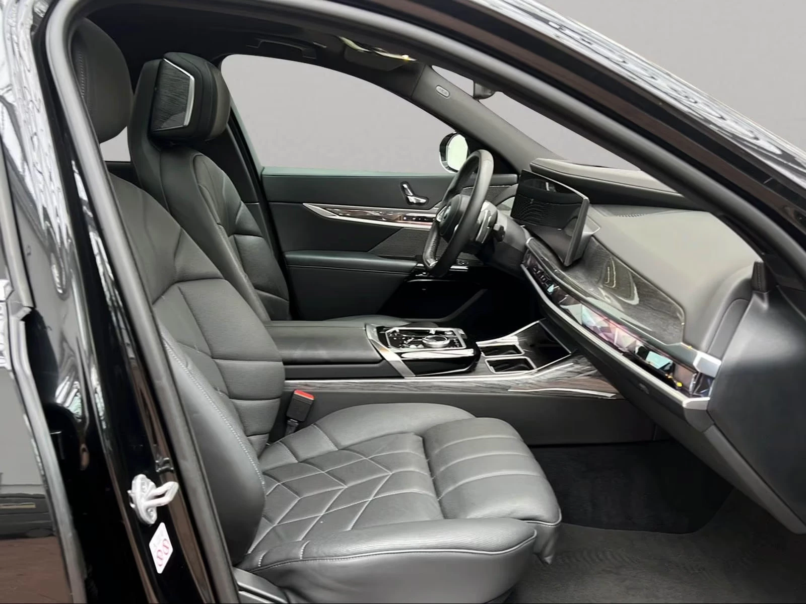 BMW 750 e/xDRIVE/313HP/360/PANO/ACC/HUD/590z, снимка 14 - Автомобили и джипове - 55259972