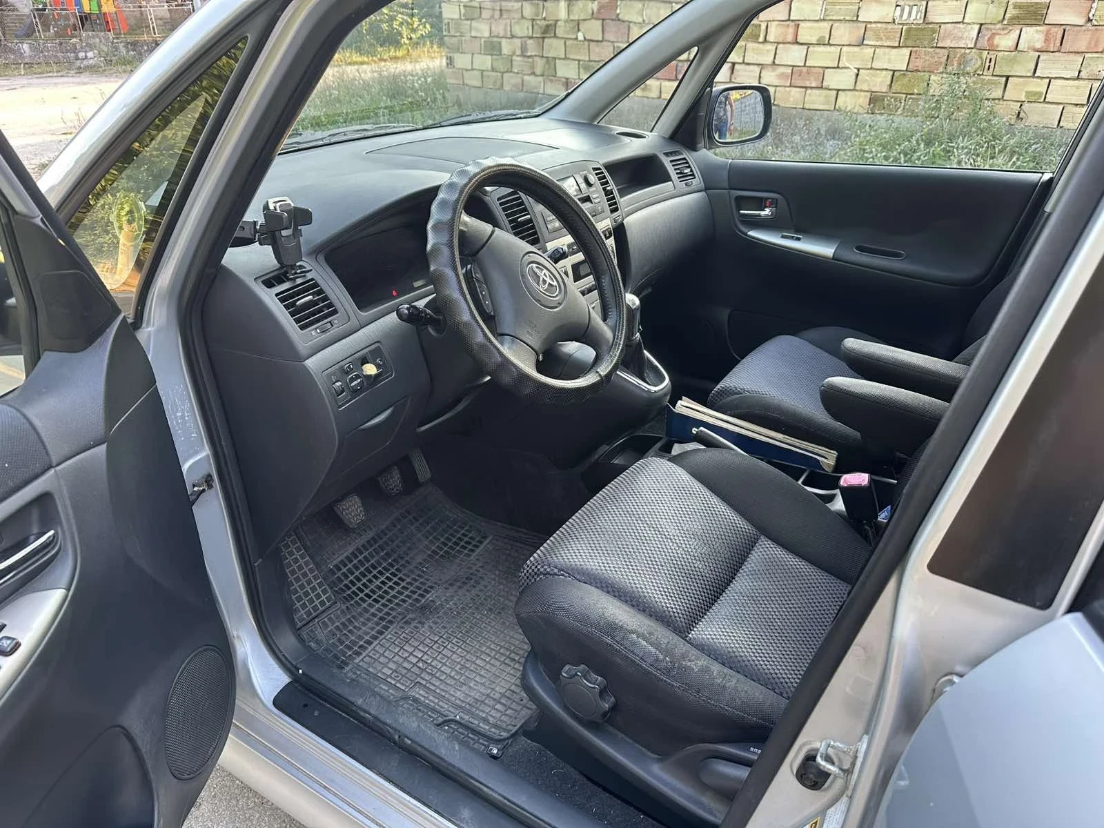 Toyota Corolla verso, снимка 5 - Автомобили и джипове - 55629917