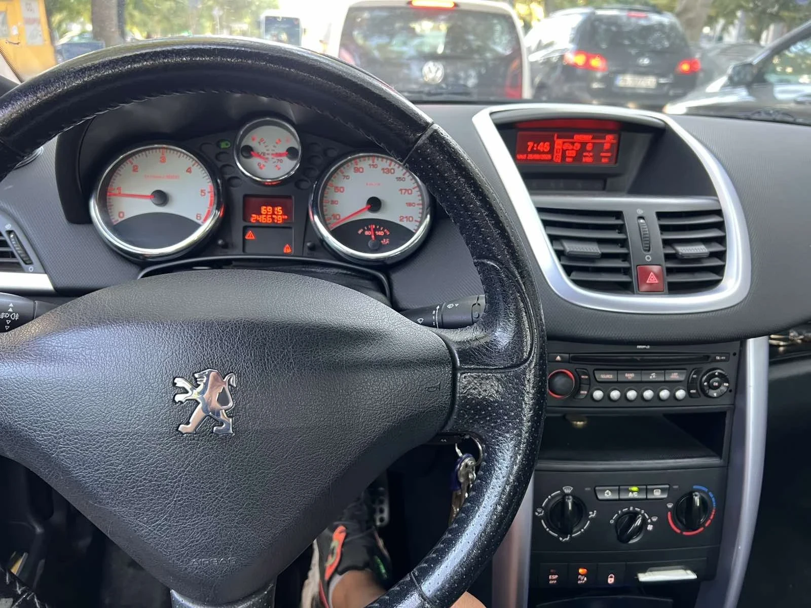Peugeot 207 CC, снимка 7 - Автомобили и джипове - 55825834