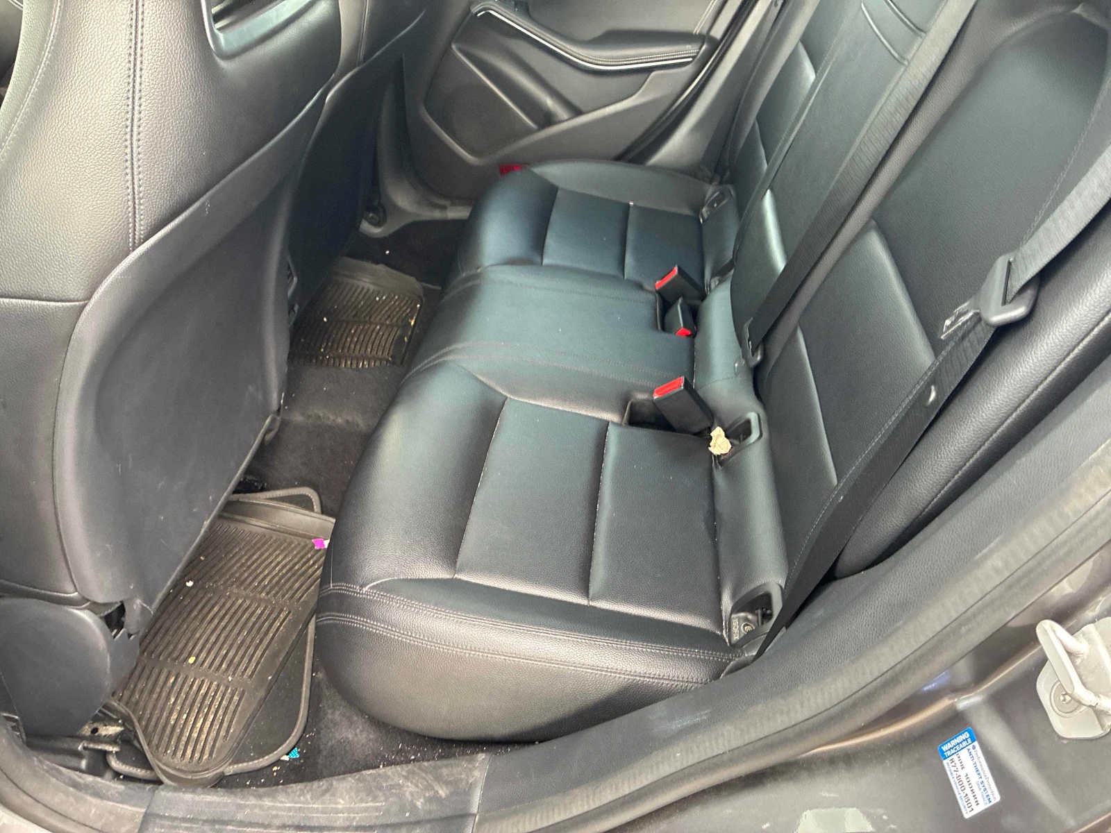 Mercedes-Benz CLA 250 * CARFAX * ОПЦИЯ ЗА ФИНАНСИРАНЕ , снимка 14 - Автомобили и джипове - 55884692