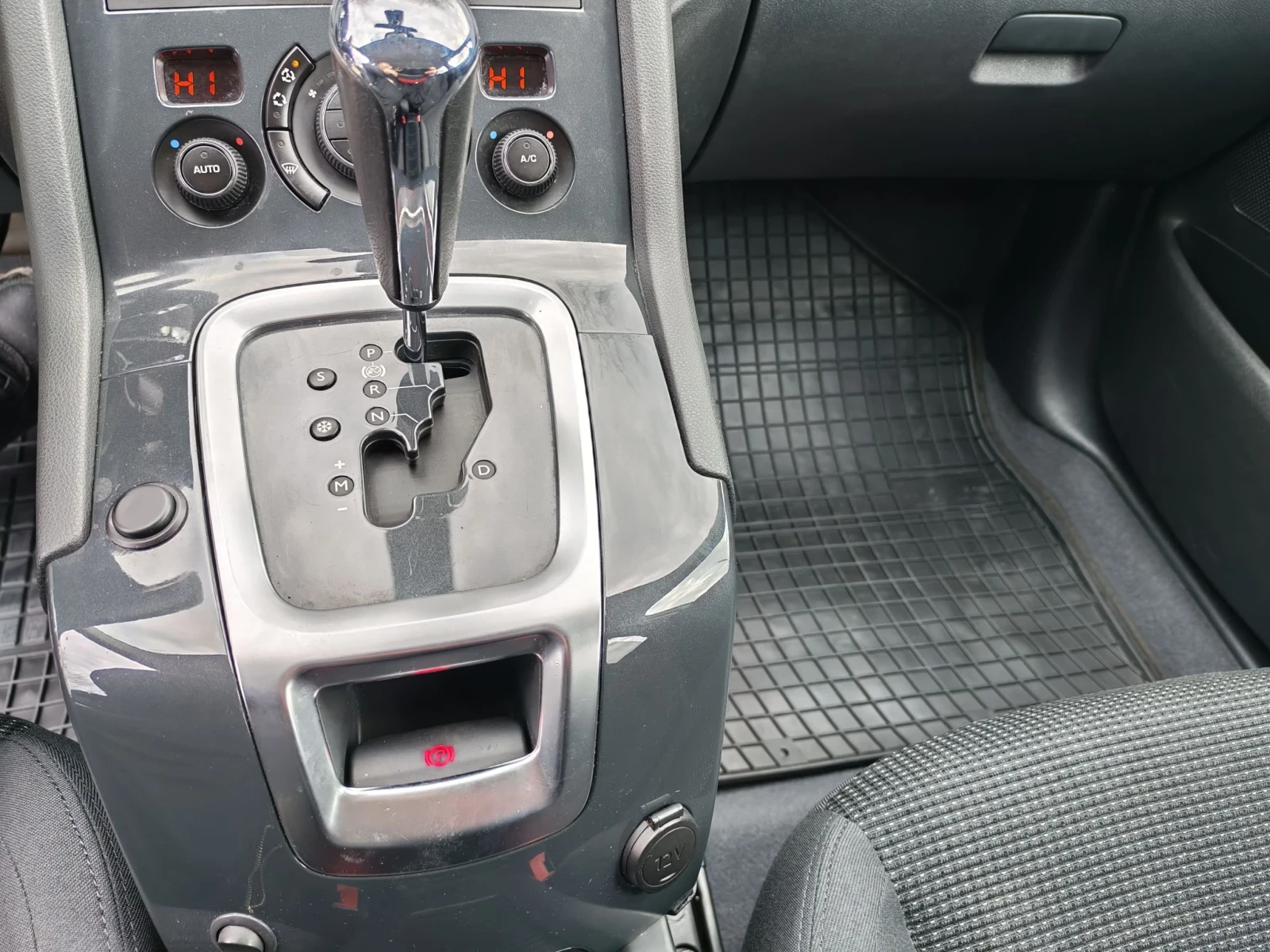 Peugeot 5008 1.6 BLUE HDI | Mobile.bg � ����������� 15