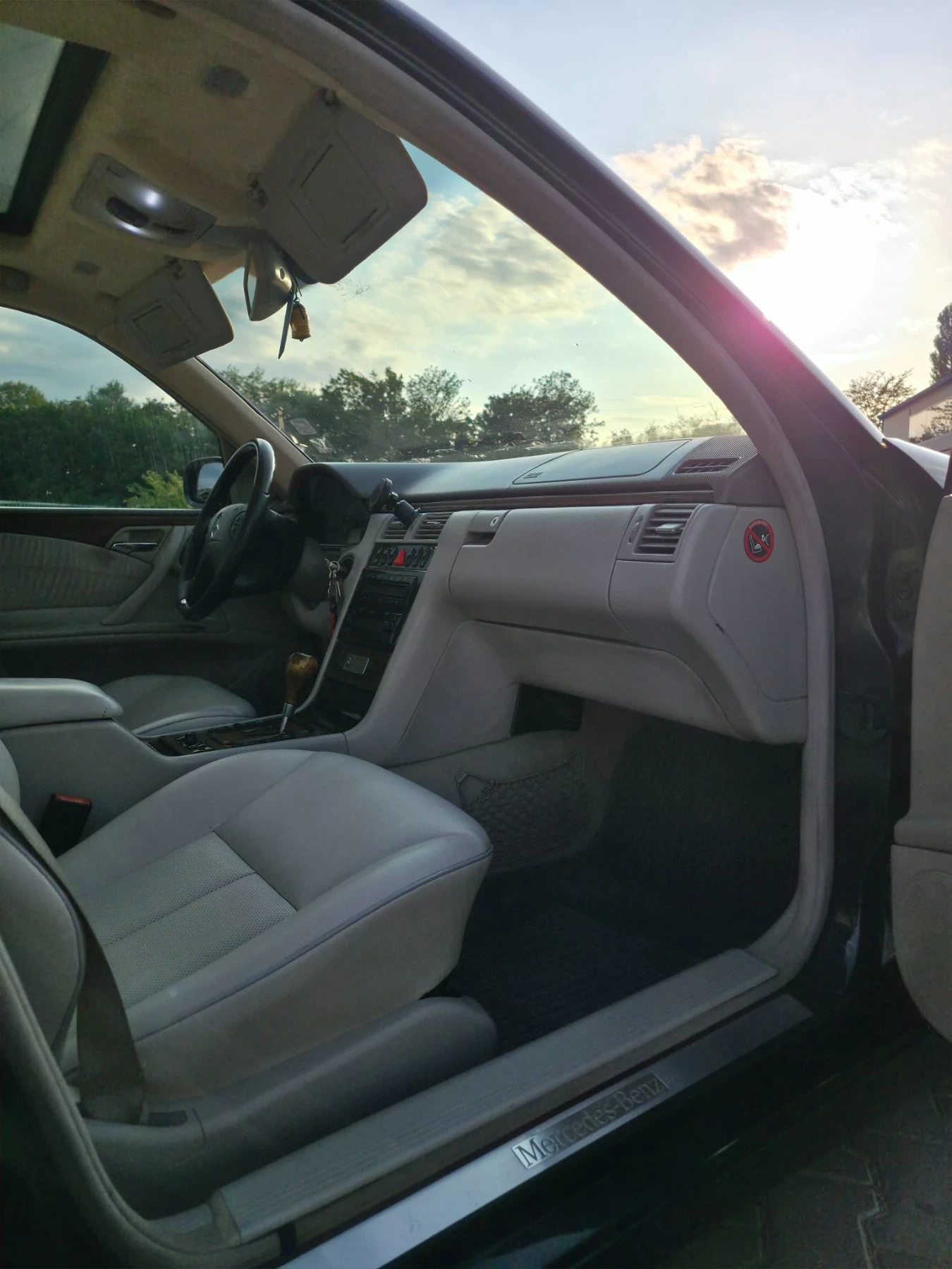 Mercedes-Benz E 430 E 430 W210 Facelift AVANGARD, снимка 4 - Автомобили и джипове - 56304815