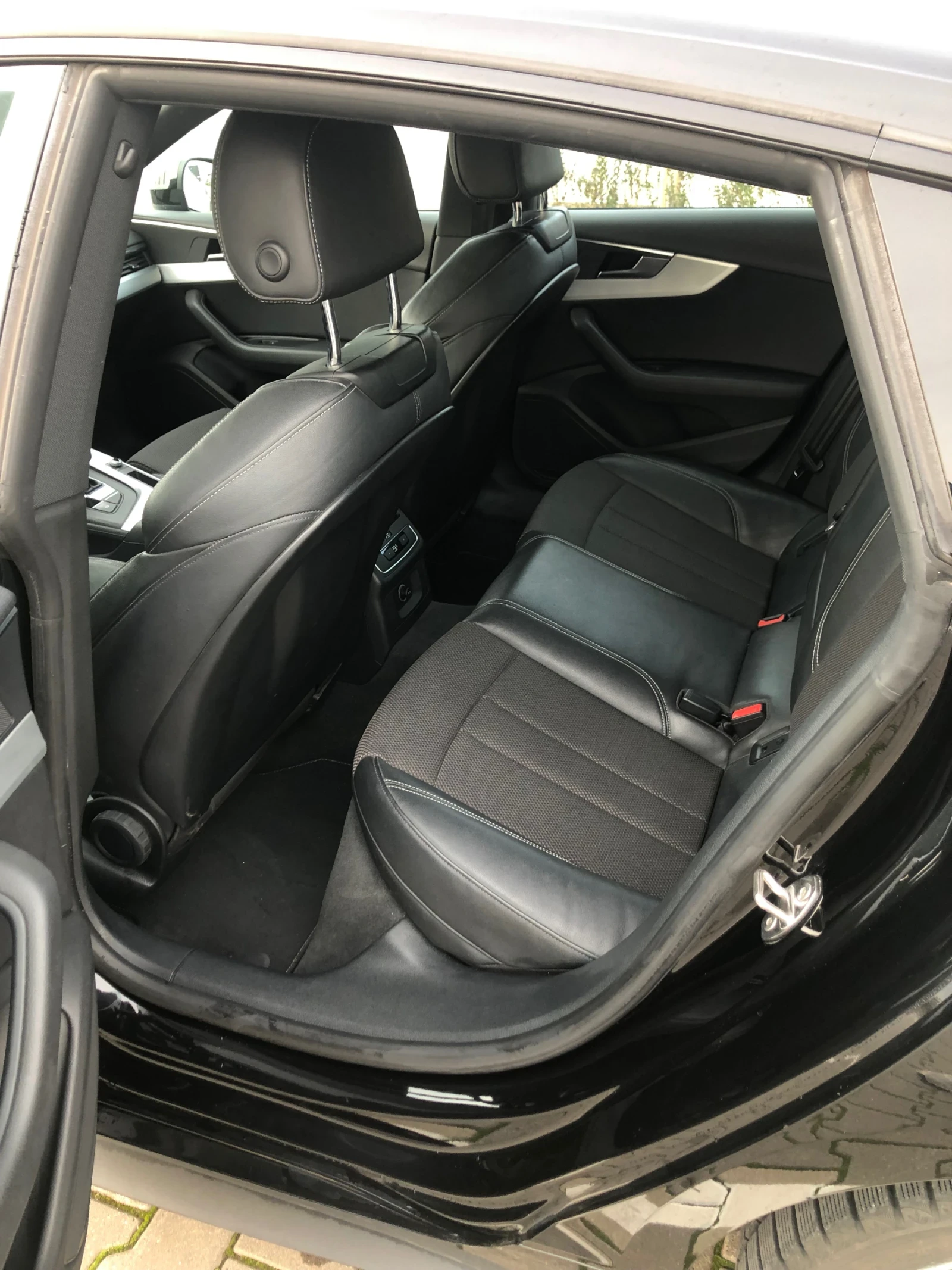 Audi A5 S-line, снимка 9 - Автомобили и джипове - 56404799