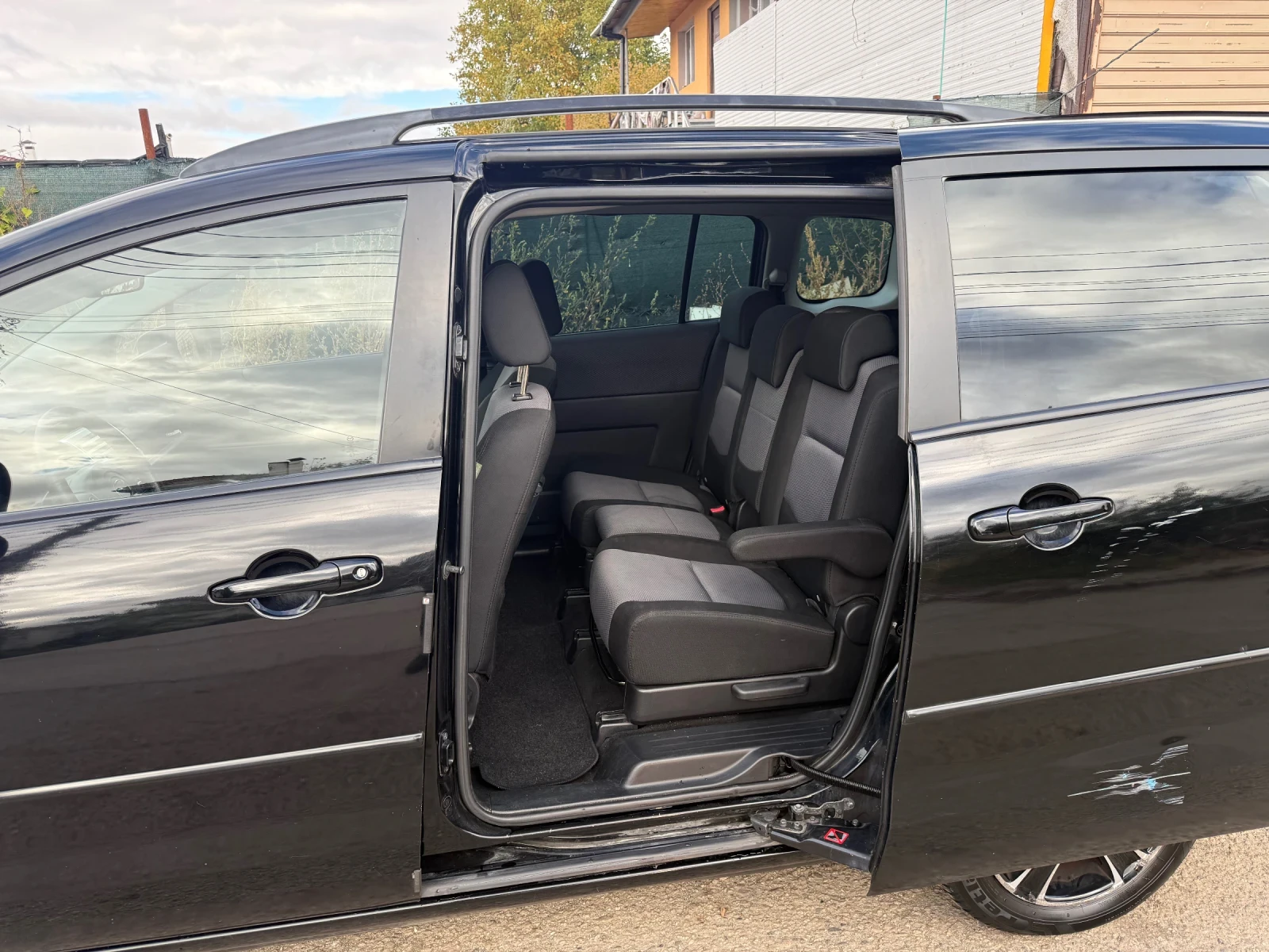 Mazda 5 1.8 , снимка 8 - Автомобили и джипове - 56713118