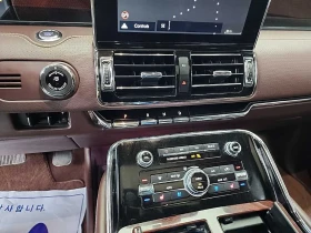 Lincoln Navigator 3.5* BLIND SPOT* МАСАЖ* HUD* 360* ЛЮК* КРАЙНА ЦЕНА, снимка 10