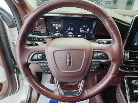 Lincoln Navigator 3.5* BLIND SPOT* МАСАЖ* HUD* 360* ЛЮК* КРАЙНА ЦЕНА, снимка 9