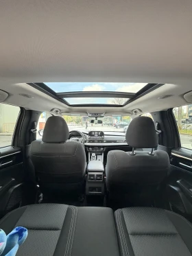 Mitsubishi Outlander 2.5L AWD 7 места, снимка 4