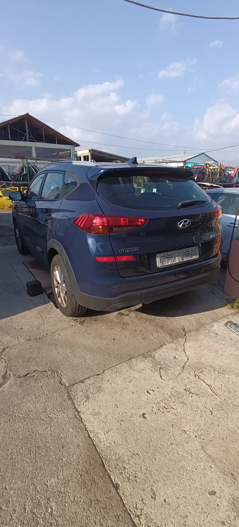 Hyundai Tucson 1.6crdi, снимка 2 - Автомобили и джипове - 47783763