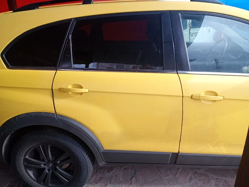 Chevrolet Captiva, снимка 6 - Автомобили и джипове - 52789321