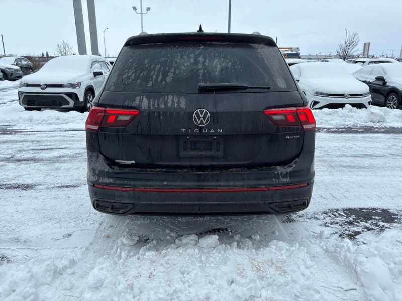 VW Tiguan * Comfortline R Line Black Edition * CARFAX * ЦЕНА, снимка 4 - Автомобили и джипове - 53283708