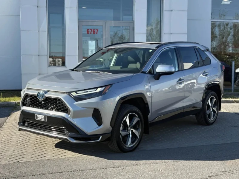 Toyota Rav4 xse, снимка 3 - Автомобили и джипове - 53374260