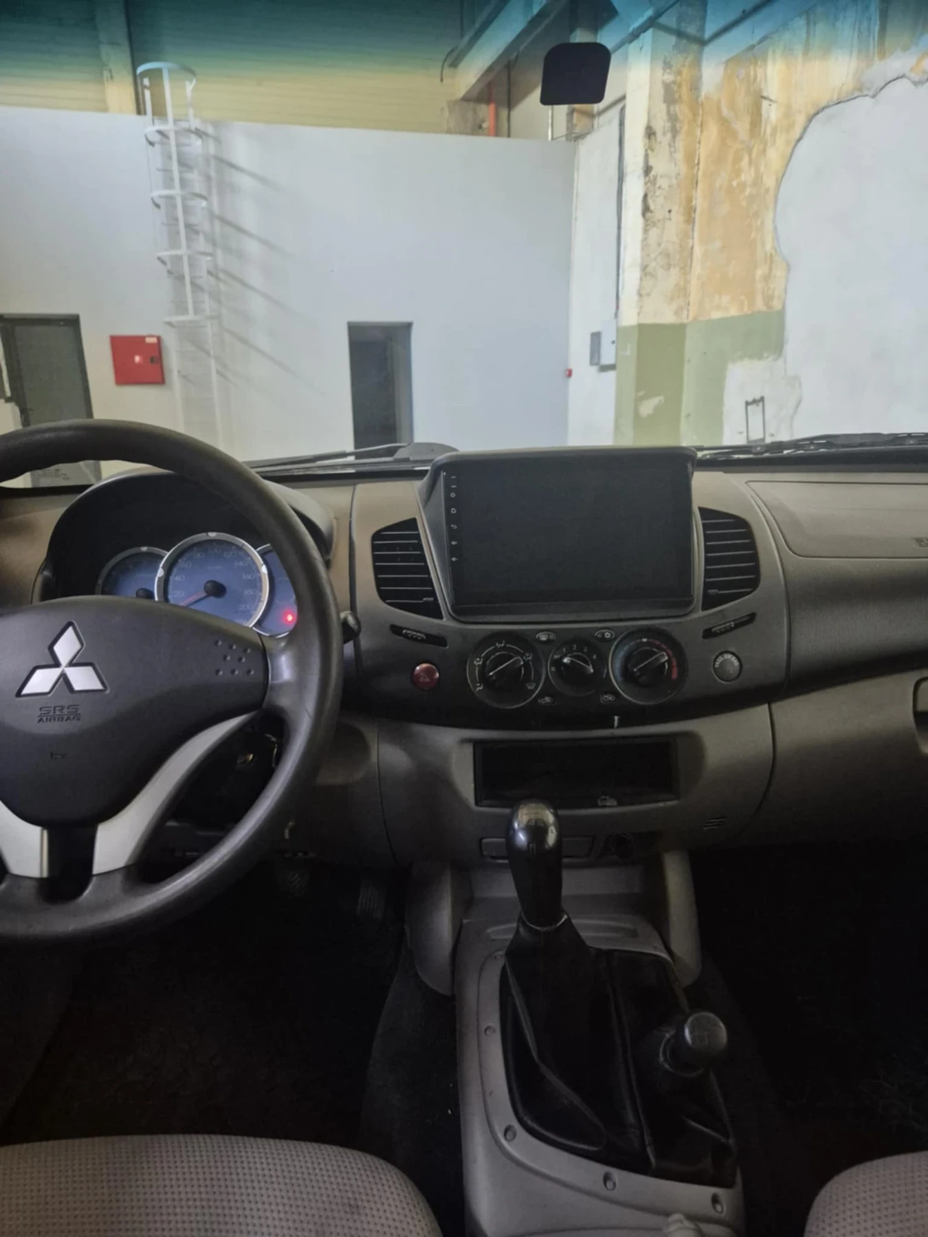 Mitsubishi L200  - изображение 7