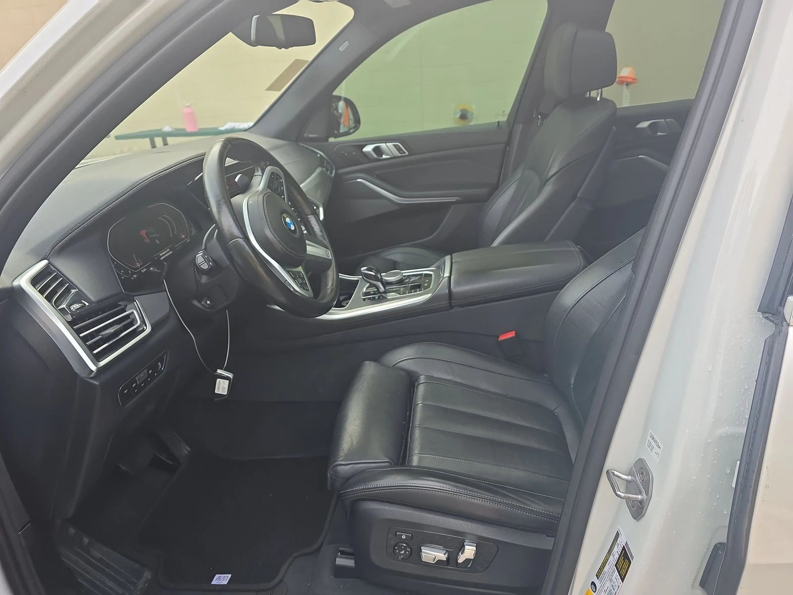 BMW X5 ПОДГРЕВ/ОБДУХВАНЕ/ПАНОРАМА/360 КАМЕРА - изображение 9