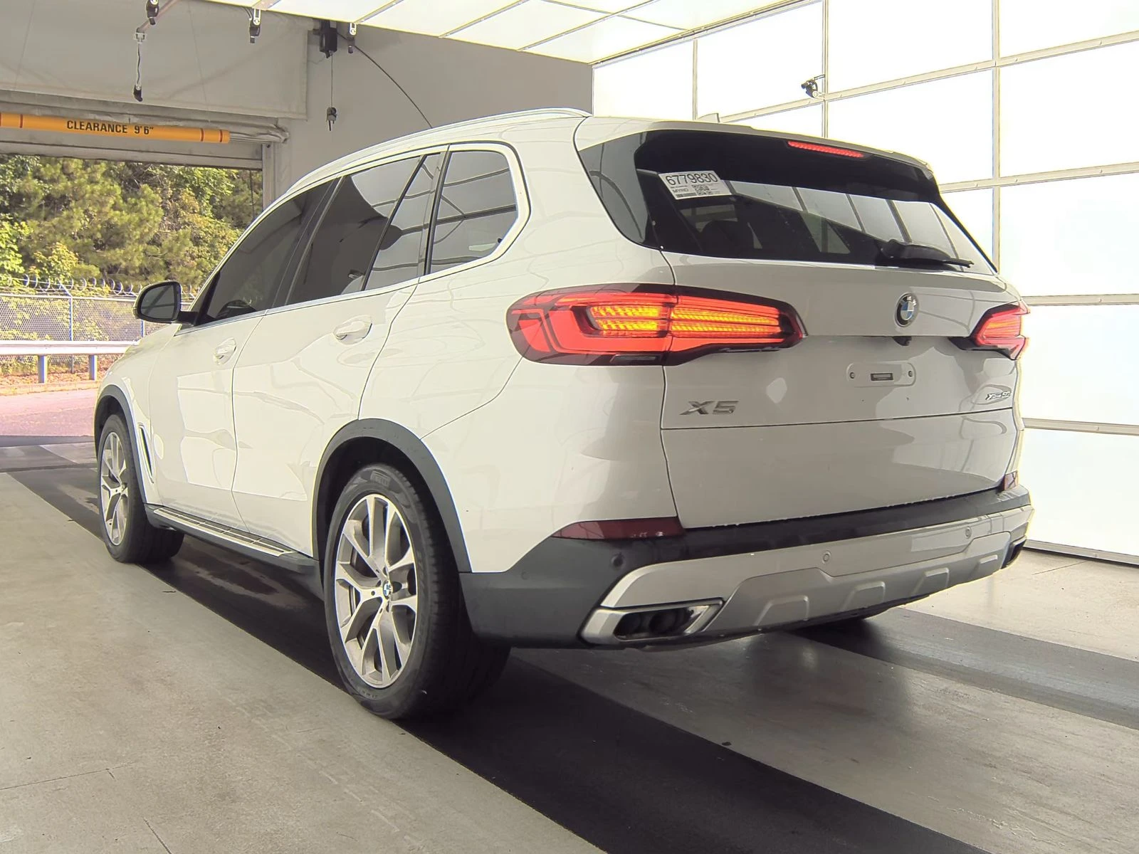 BMW X5 ПОДГРЕВ/ОБДУХВАНЕ/ПАНОРАМА/360 КАМЕРА - изображение 6