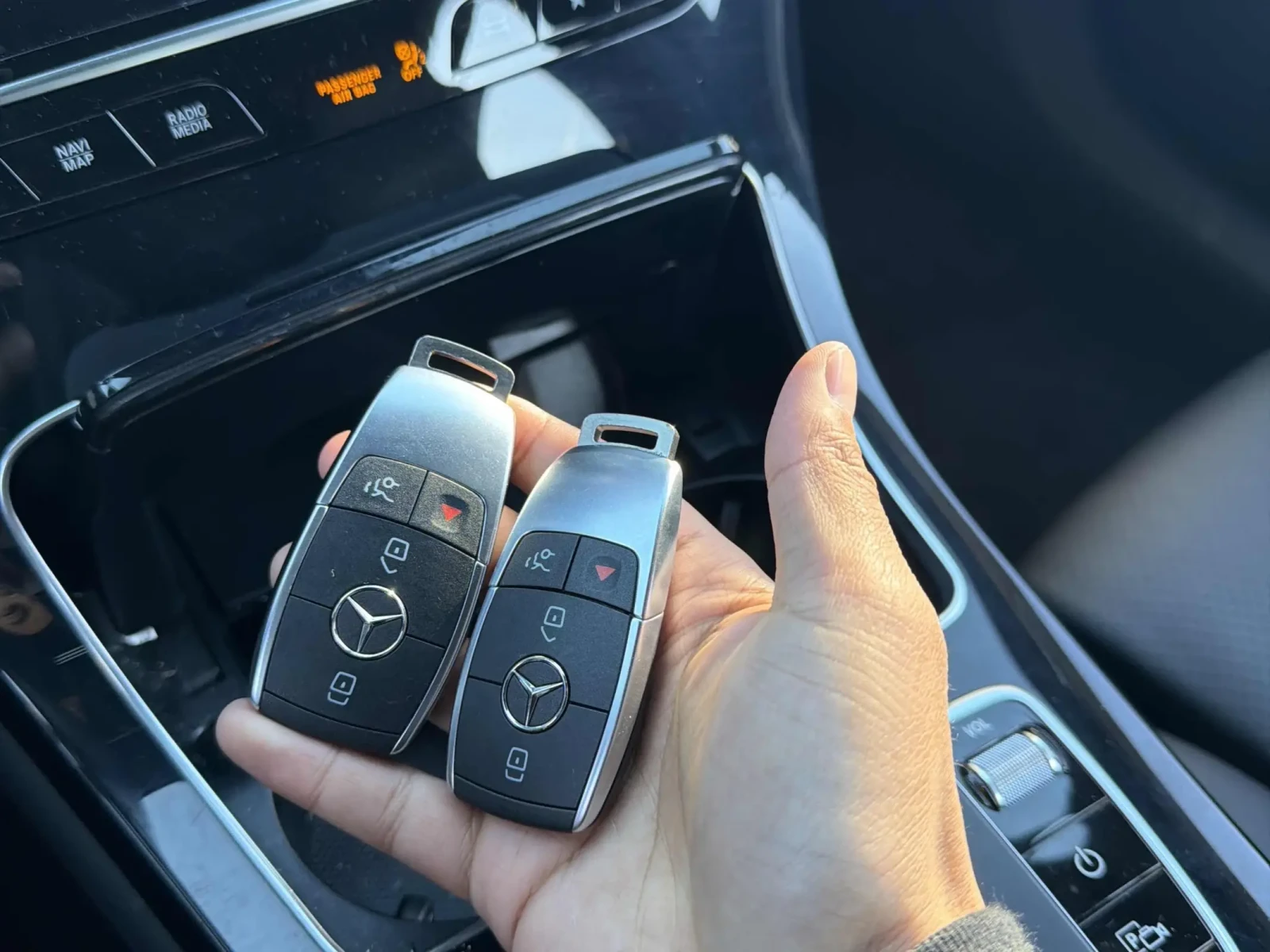 Mercedes-Benz GLC 300 * CARFAX * БЕЗ ПЪРВОНАЧАЛНА ВНОСКА - изображение 9