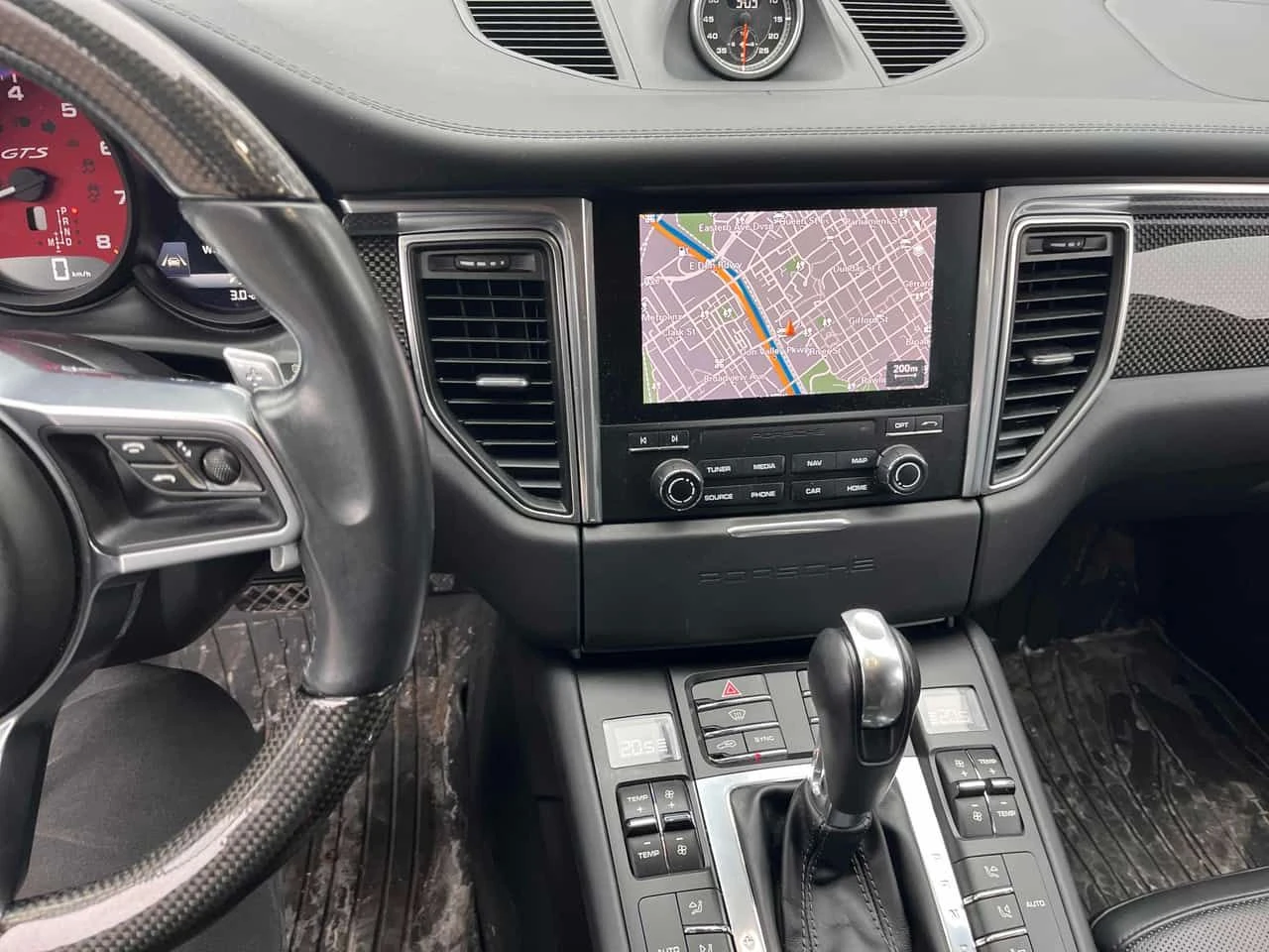 Porsche Macan * GTS * CARFAX * ЦЕНА ДО БГ, снимка 9 - Автомобили и джипове - 53740762